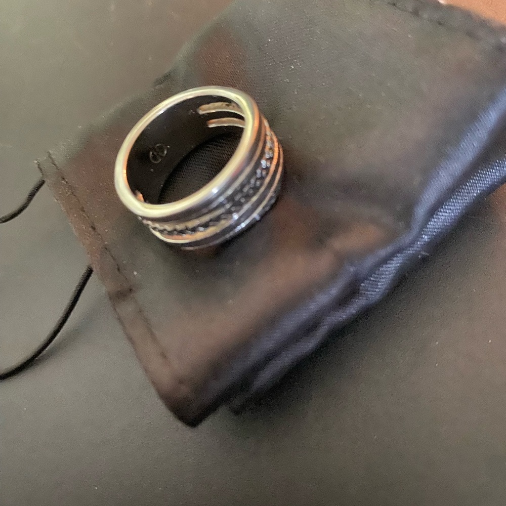 Stylish Silver and Black Women's Ring